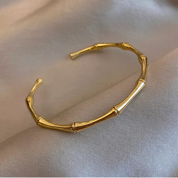 Golden Bamboo Knot Bracelet